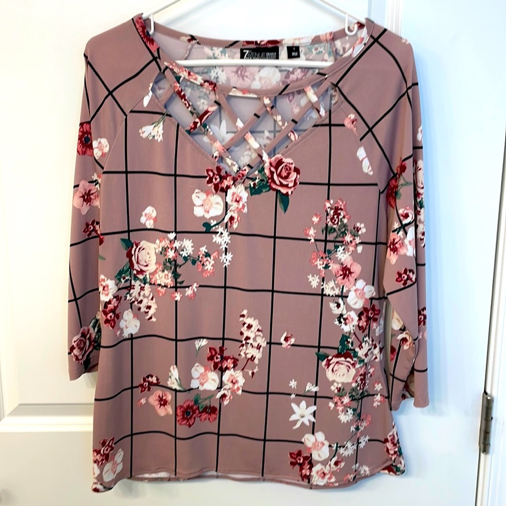 New York & Company 3/4 sleeve top